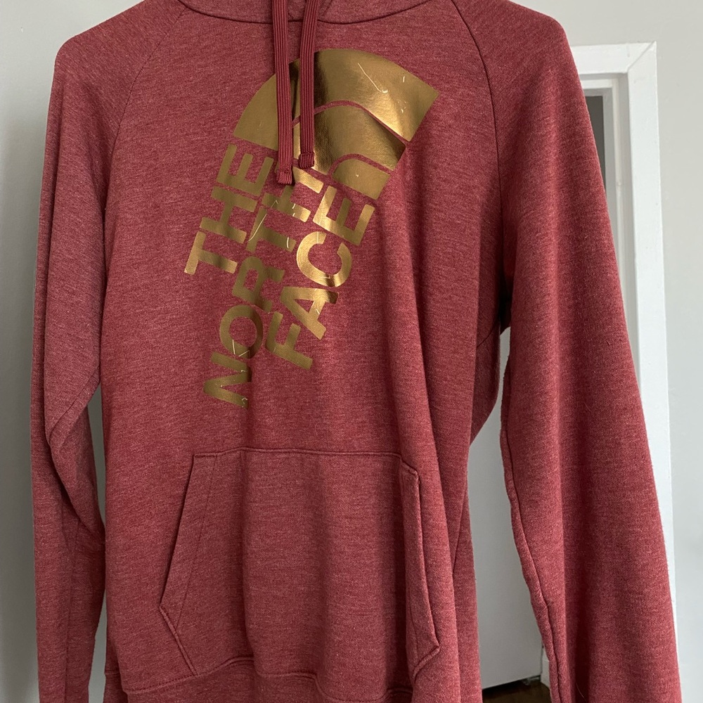 Women’s North Face Hoodie NWOT!